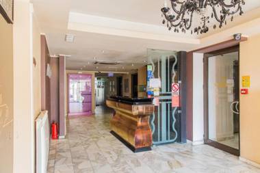 One Love Metropolitan Gardens Studio