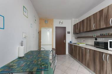 Stone Gate Studio Apartment