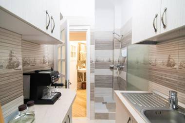 Enjoy beauty of Bucharest from lovely Apartment