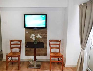 Piata Victoriei Kiseleff Studio Apartment