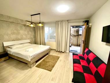 Downtown Victoria Studios