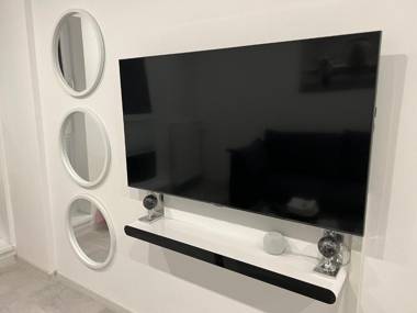 Fancy Penthouse Studio with Lakeview W10