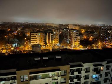 Amazing 2-Room Penthouse Cityview W13