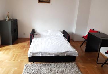 Apartment Mega Mall Monza National Arena