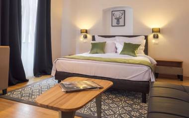 Antler Boutique Hotel