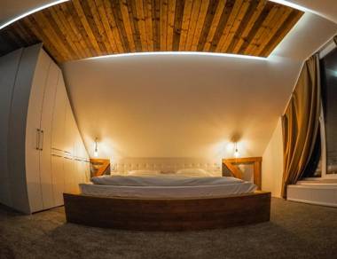 Shard Boutique Hotel