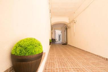 Sunny Old Town Apartment Brasov