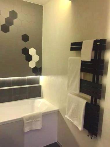 Flori de Iulie Apartamente