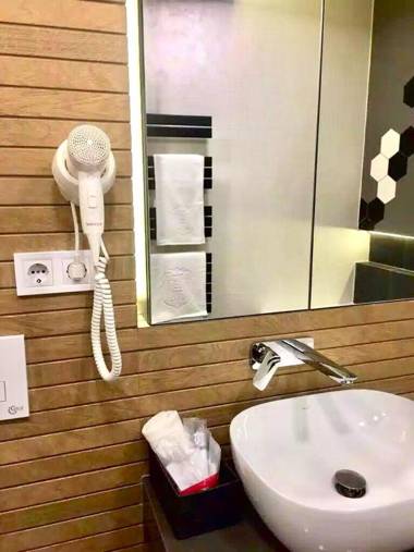 Flori de Iulie Apartamente