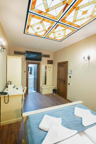 HOTEL BOUTIQUE CASA CHITIC -HOTEL AND RESTAURANT Str Johann Gott nr7