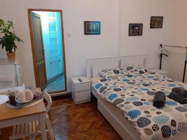 Republicii Studio in Historic Center