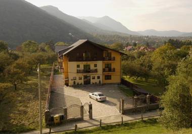 Casa Dracula by Pro Lex