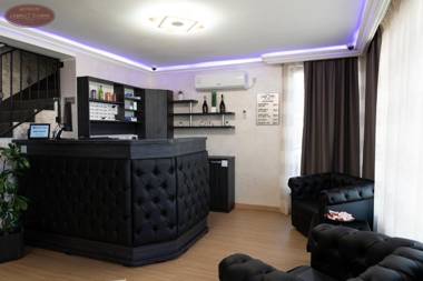 Campus Caffe Mansion