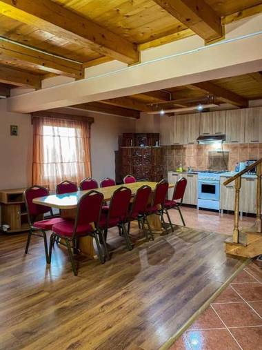 Cabana Izvorul Ariesului