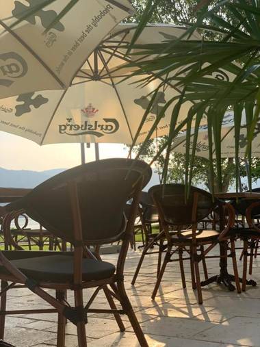 Riviera by Queens Hotel and Resort