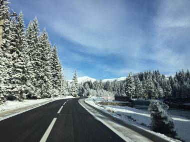 Hotel Pestera Patinoar & Spa