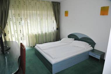 Pensiune Restaurant Piatra Craiului