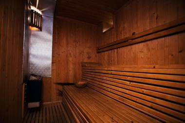 Country Club La Mesteceni