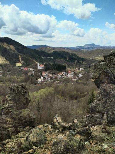 Room in Guest room - Cozy Rural Retreat in Rosia Montana