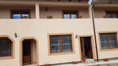 Pensiunea Todorica Sergiu