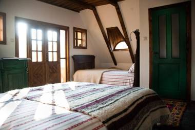 Village Hotel Maramures