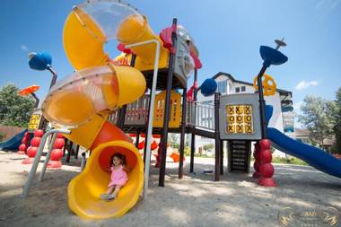 Lebada Luxury Resort & Spa