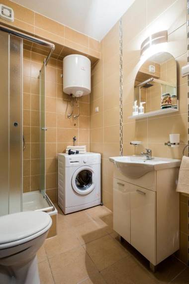 ! PROMO! Central Evergreen Studio - Free Parking area