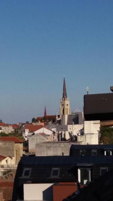 Sweet Home Center Apartment