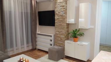 Stojanovic R apartman