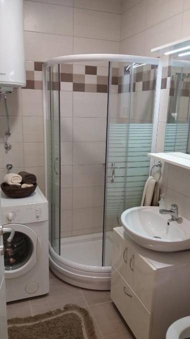 Stojanovic R apartman