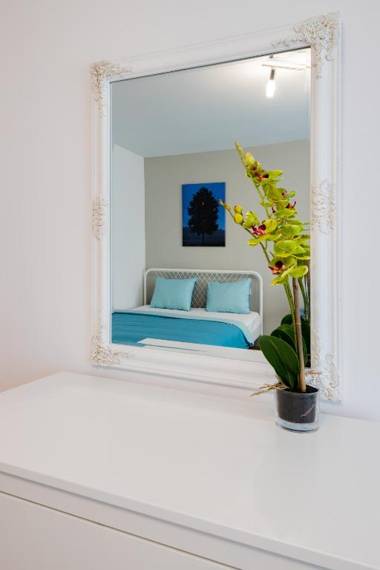 !PROMO! Blue Amber Downtown-Free Private garage