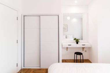 Grove Apartment + Free Parking