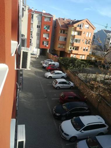 Paris apartment -Free private parking