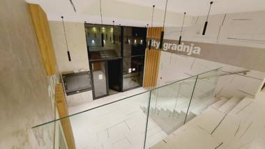 Supernova City Center - FREE PRIVATE PARKING