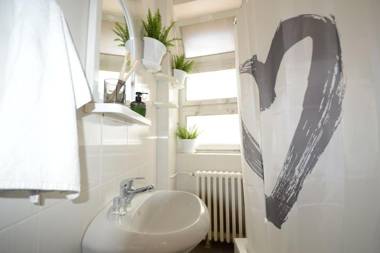 Pavla Papa Studio - Bright & central