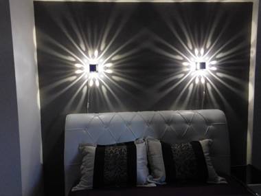 Velvet Lux Apartment