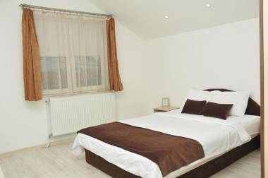 "Handmade" Apartment