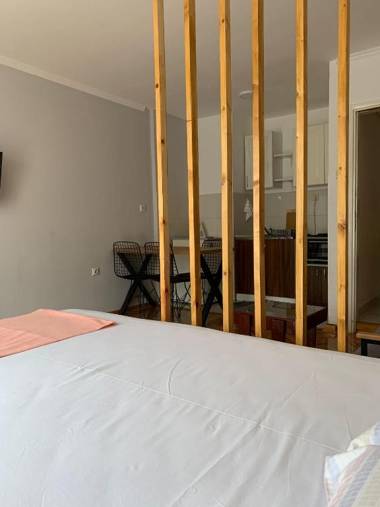 Comfy Studio - 1 minute walk to Delta Planet