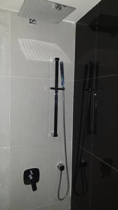 House of Mac Apartments