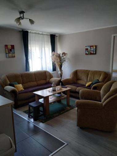 ARIANA apartman