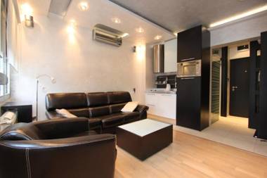Business & Travel Apartments
