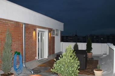 Arena Penthouse Apartments