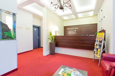 Five Points Square - City Center