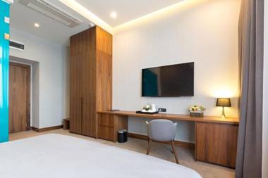 Five Points Square - City Center