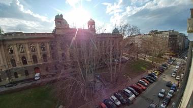 Balkan-inn Parlament apartment