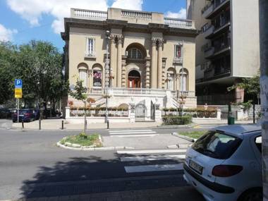 Andreja Apartment -2 guests use entire apartment - full price Vracar ako 2 osobe koriste obe spavaće sobe dodatno se naplaćuje