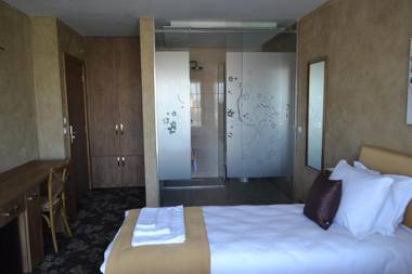 Garni Hotel Chicha - Winery ŠKRBIĆ