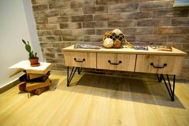 Cosmopolitan Apartment