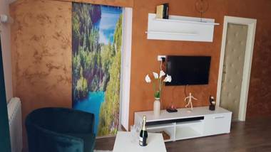 Luxury Apartments With Pool Dex1