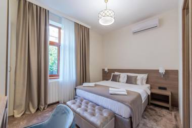 M House Bed and Breakfast